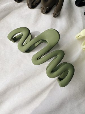 Claw clips